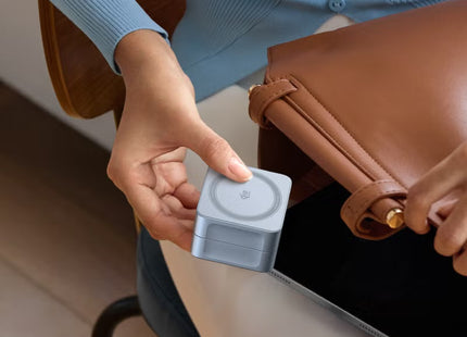 25W Wireless Charger 2-in-1 Magsafe Charger Magnetic Wireless Charger Fast Charging Compatible With all phoneses